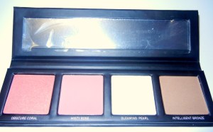 Divergent cheek palette